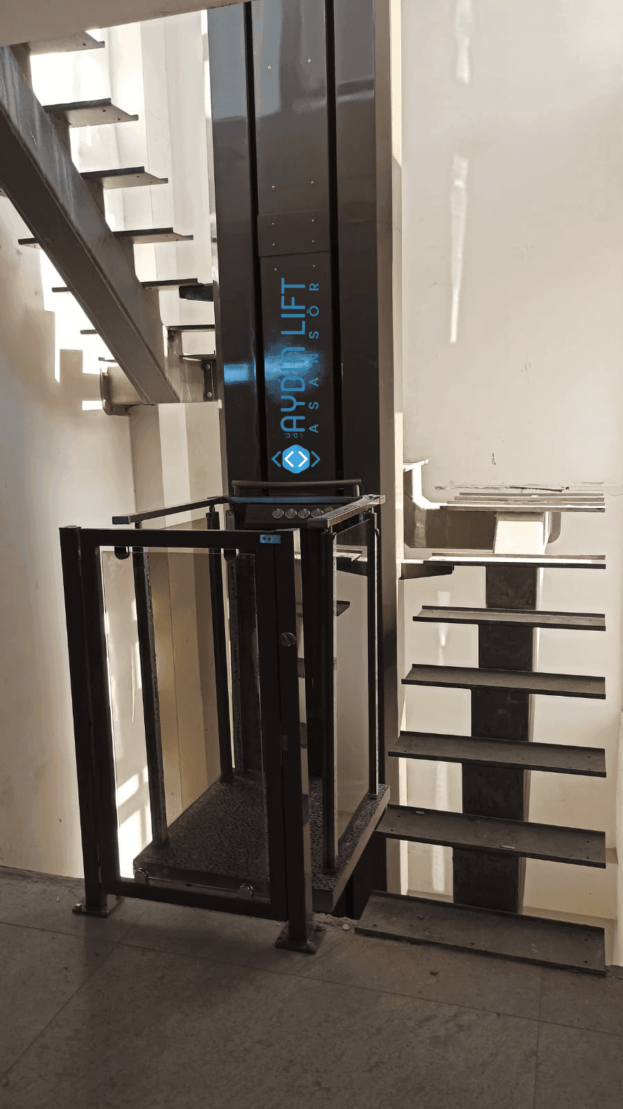 Açık Tip Platform Asansörü